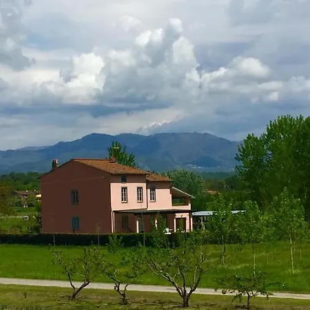 Nyaraló Al Fiorentino Lucca