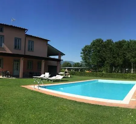 Nyaraló Al Fiorentino Lucca